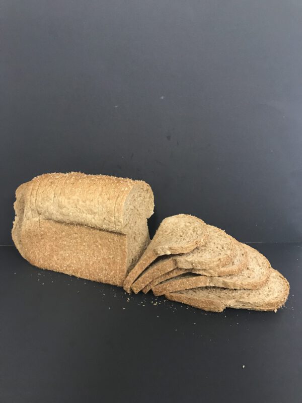 Gelders volkoren (heel volkoren tarwebrood gedecoreerd met zemelen)