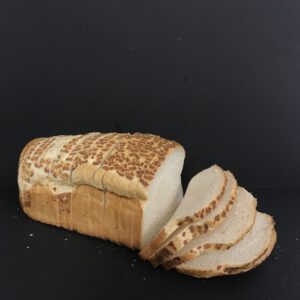 Tijgerbrood (heel wit vloerbrood gedecoreerd met tijgerpap)