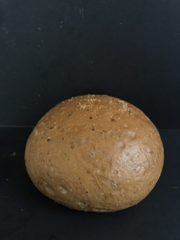 Harde bruine bol (bruin krokant kleinbrood)