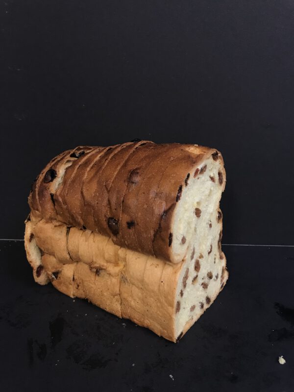 Half wit vruchtenbrood met rozijnen (voorheen: rozijnenbrood)