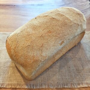 Vloerbrood (heel wit vloerbrood gedecoreerd met gries)