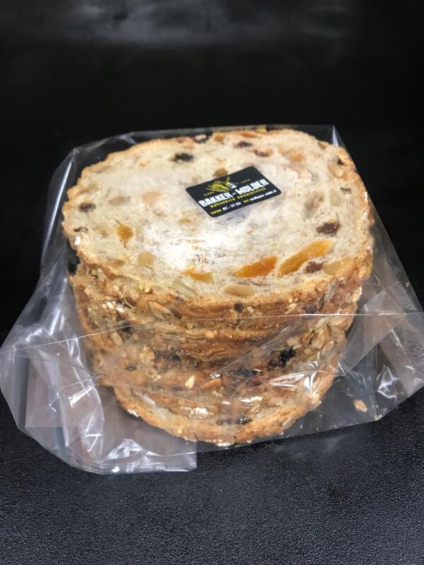 Half bruin tarwevruchtenbrood met krenten, rozijnen, noten en div. zaden (voorheen: mueslibrood)
