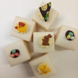 Paas petit fours